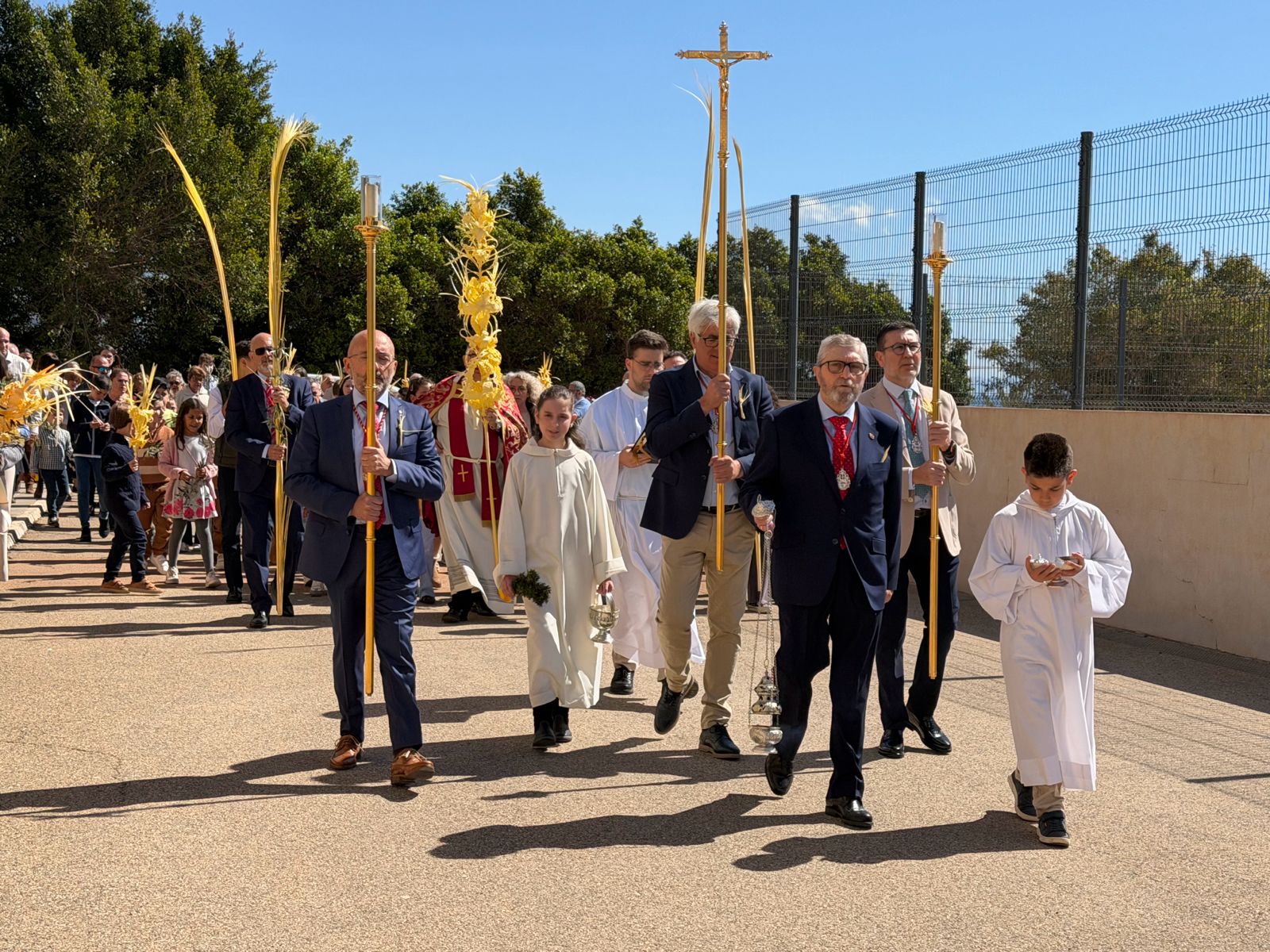 Roquetas ve pasar La Borriquita por sus calles