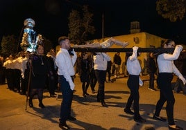Roquetas se vuelca con el inicio de Semana Santa en El Solanillo