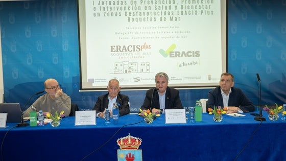 Acceso a la vacunación y adicciones: ERACIS aborda la salud en Roquetas