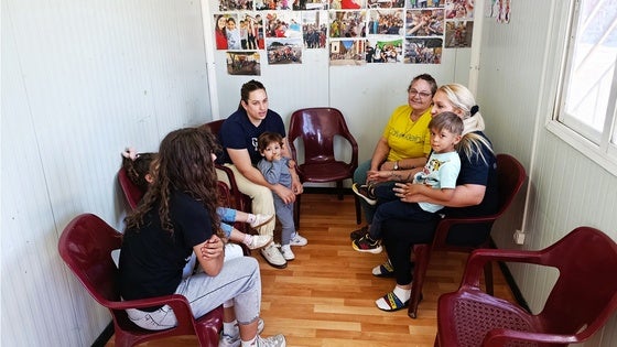 Servicios Sociales busca apoyo de las familias para acabar con el absentismo escolar en Vícar