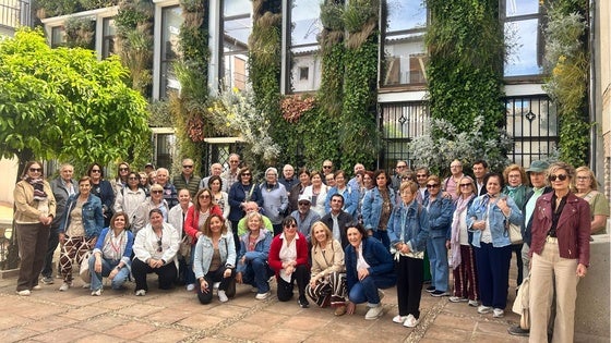 Un centenar de mayores de Vícar participan en el viaje convivencia a Archidona