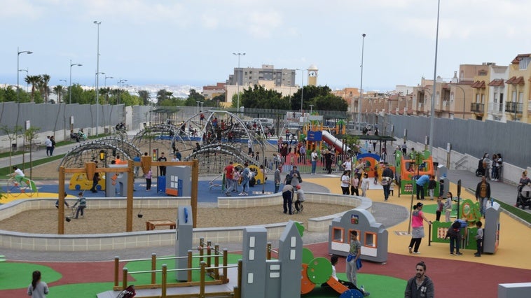 Vícar se aproxima a los 31.000 habitantes