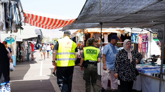 El mercadillo de los jueves de Roquetas incorpora 29 nuevos puestos