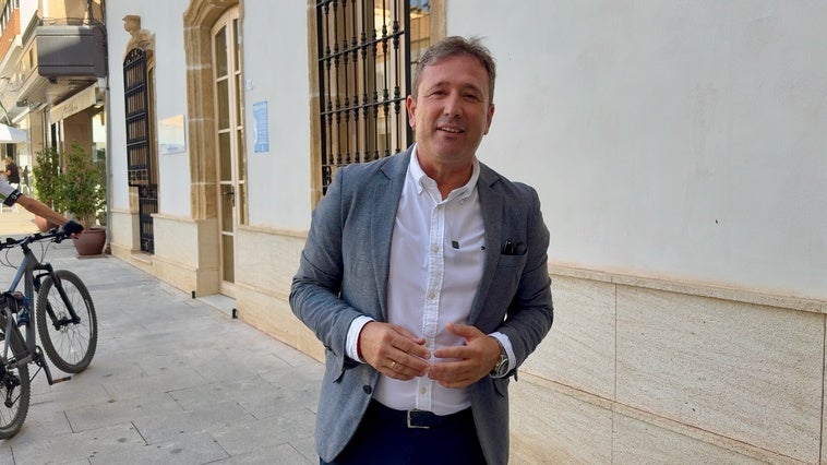 Rafael Torres anuncia que se presentará a las primarias para ser el candidato a la alcaldía de Roquetas