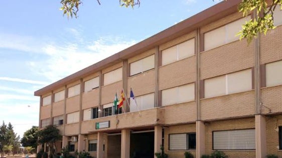 Educación condena una agresión a una maestra del colegio Juan de Orea de Roquetas