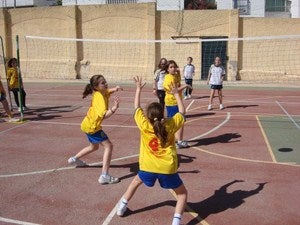 'Sal a la calle' vuelve este sábado con una actividad de minivoley