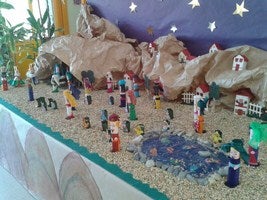 El colegio La Romanilla gana el concurso escolar de belenes