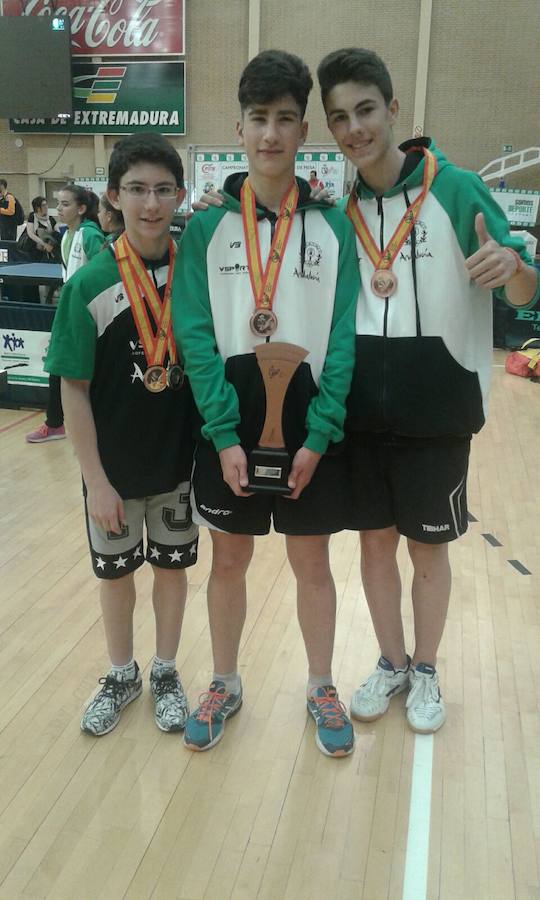 Daniel López consigue bronce en el Campeonato de España Escolar de Tenis de Mesa