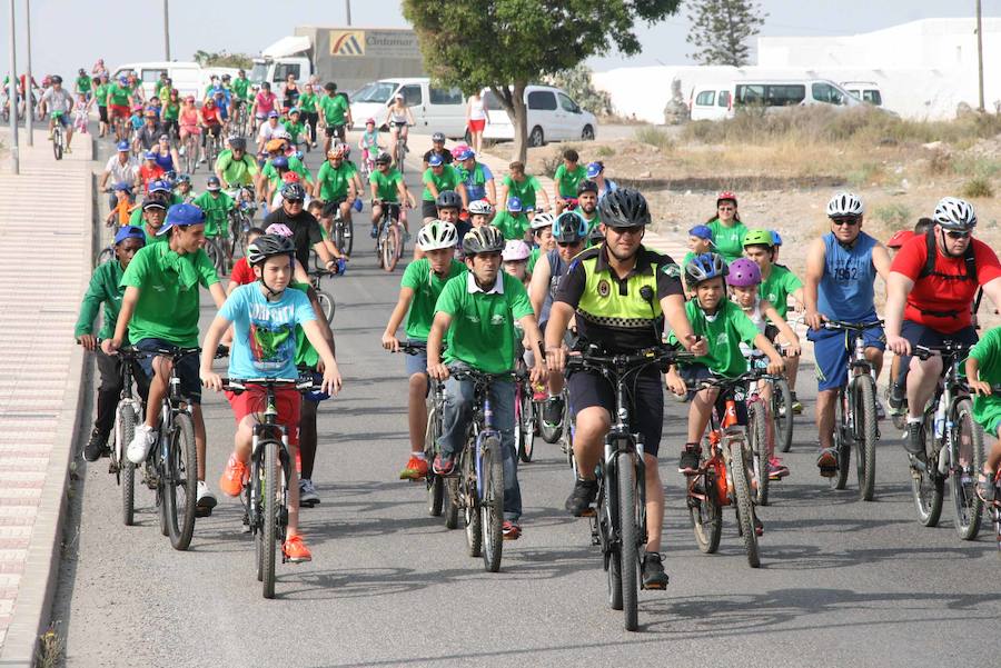 Cortijos de Marín se volcó con su Día de la Bicicleta