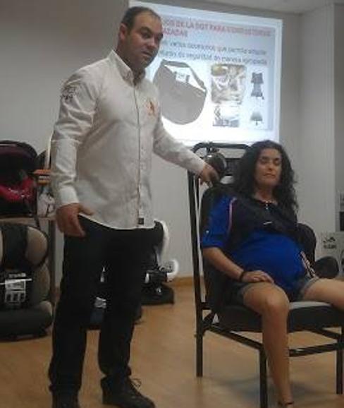 Las embarazadas también deben usar el cinturón de seguridad