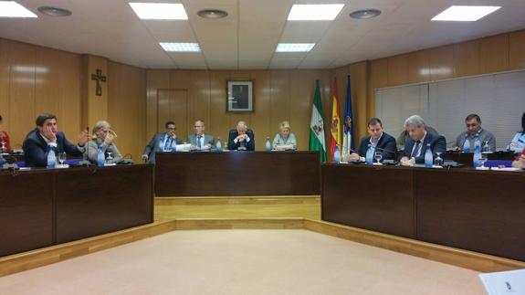 PP y C`s rechazan pedir a la Junta que haga el hospital y defienden un acuerdo para que lo pague el municipio