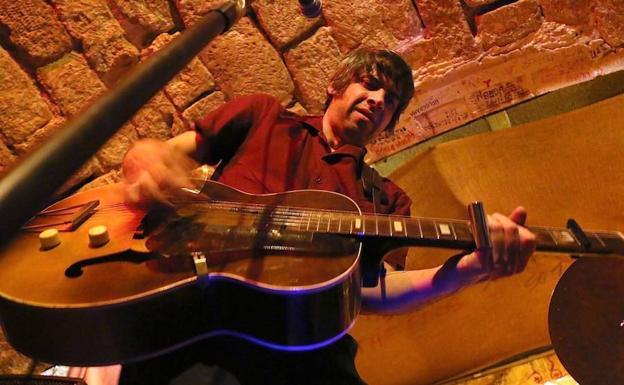 Imagen principal - Antes y durante el concierto.