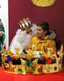 Imagen secundaria 2 - Momentos de la cabalgata y de la recepción matinal.