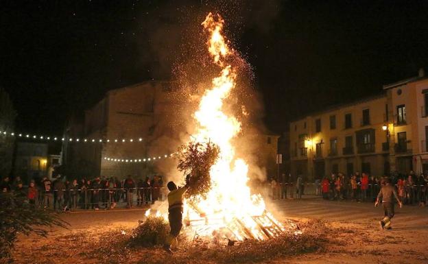 Una hoguera del pasado año.