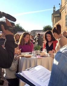 Imagen secundaria 2 - Diferentes momentos vividos durante la jornada de grabación.