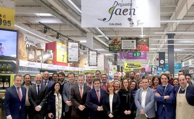 Presentación de la iniciativa en Carrefour Úbeda.