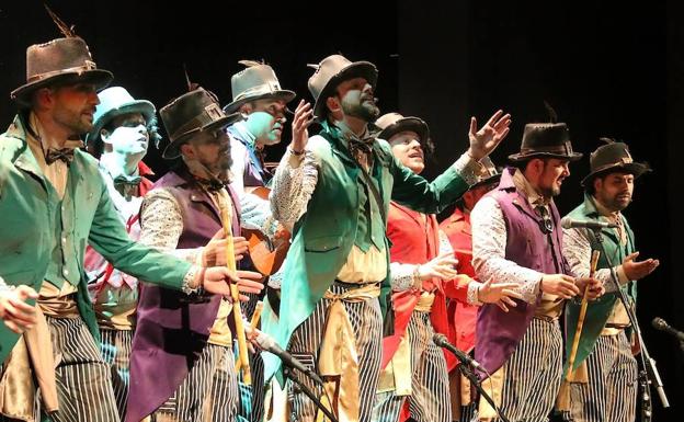 Imagen principal - Varios momentos del festival.