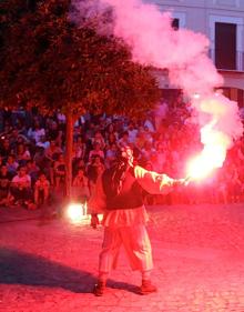 Imagen secundaria 2 - Varios momentos de los 'Cuentos de plaza en plaza'.