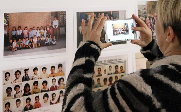 La sección de fotografías es la más buscada.