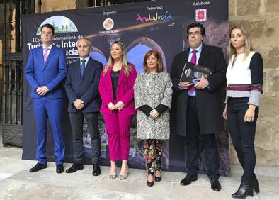 Imagen secundaria 1 - Diferentes momentos del congreso.