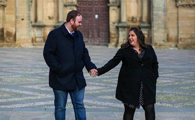 Manuel y Macarena en una foto del reportaje de preboda.