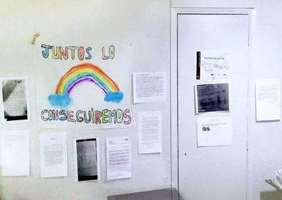 Imagen secundaria 1 - Impresión de viseras, cartas de ánimo y flores.