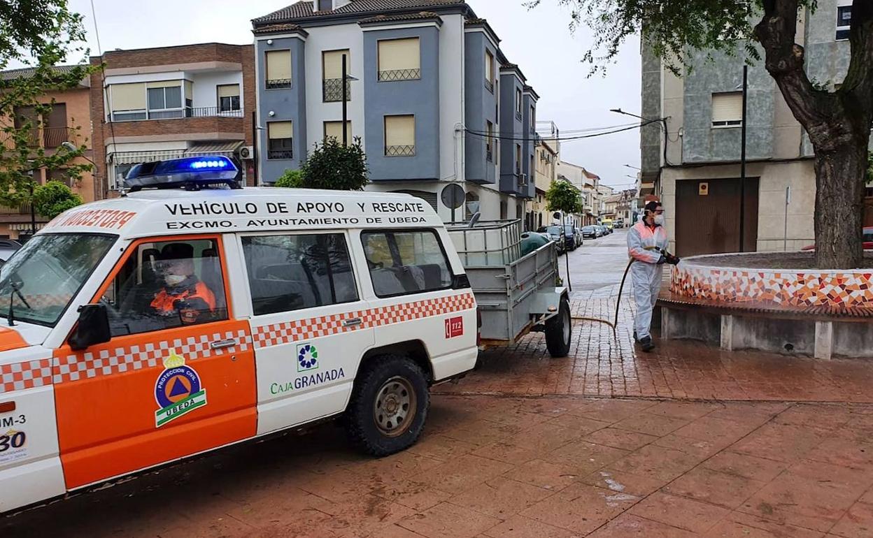 Limpieza en la zona de las Canteras.