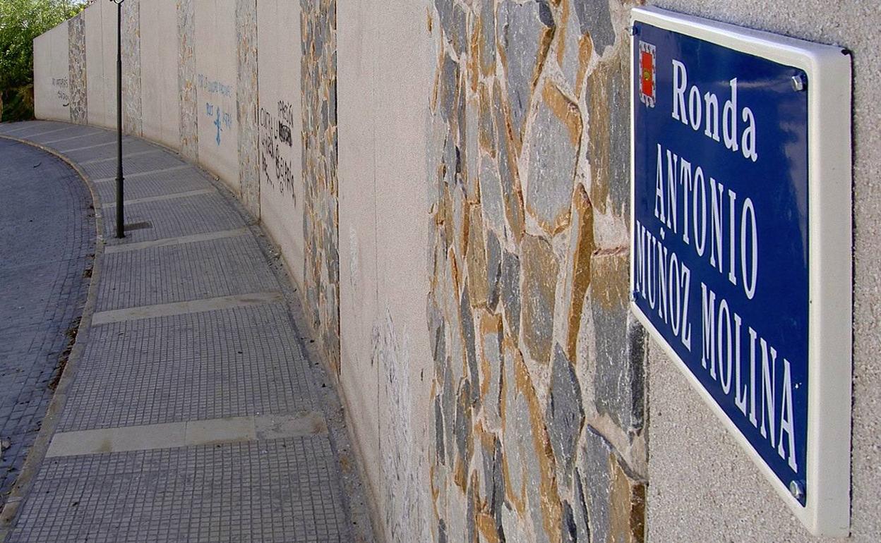 Una ruta se dedicará al escritor ubetense Antonio Muñoz Molina.