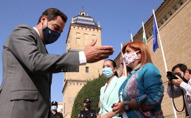 Imagen principal - Recibimiento de la alcaldesa, saludos y preparativos.