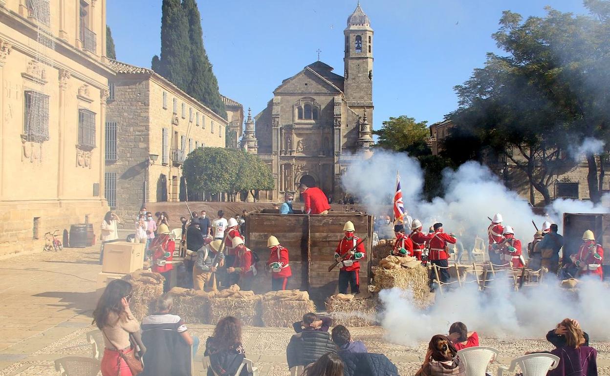 Enfrentamientos de la Guerra Zulú y la Guerra de Sudán en el casco histórico y con mascarilla
