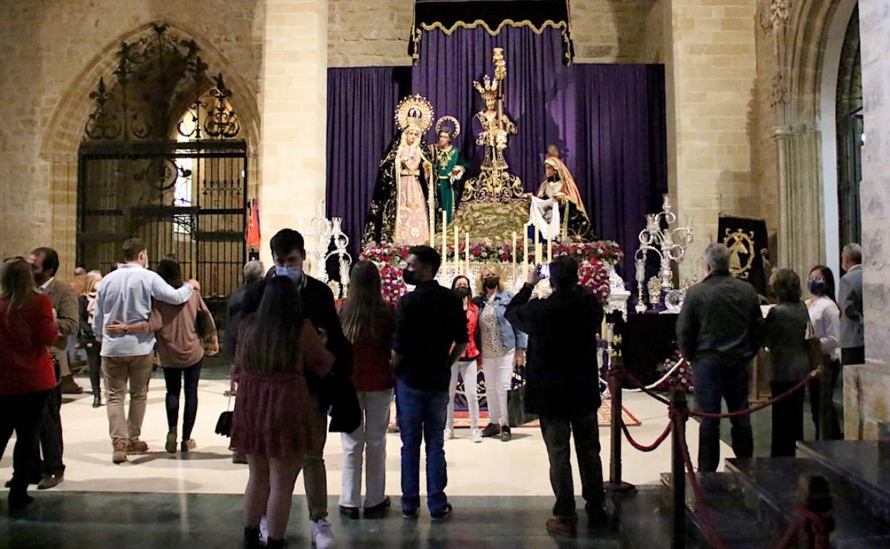 Viernes Santo de recogimiento, oración y fe