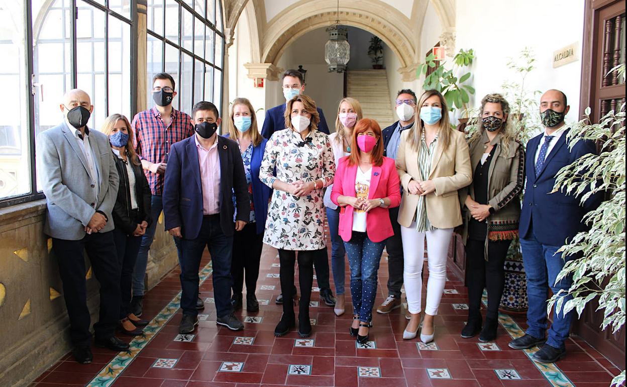 Encuentro de trabajo en el Ayuntamiento con Susana Díaz
