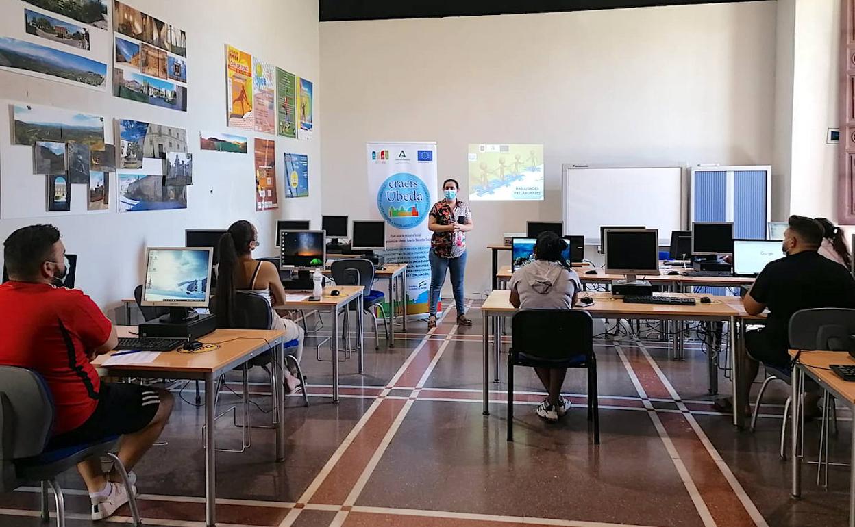 Una sesión del curso.