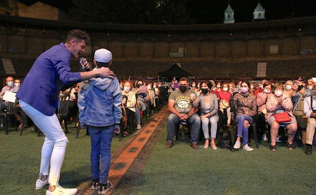 Jonathan Sánchez ante el público ubetense.