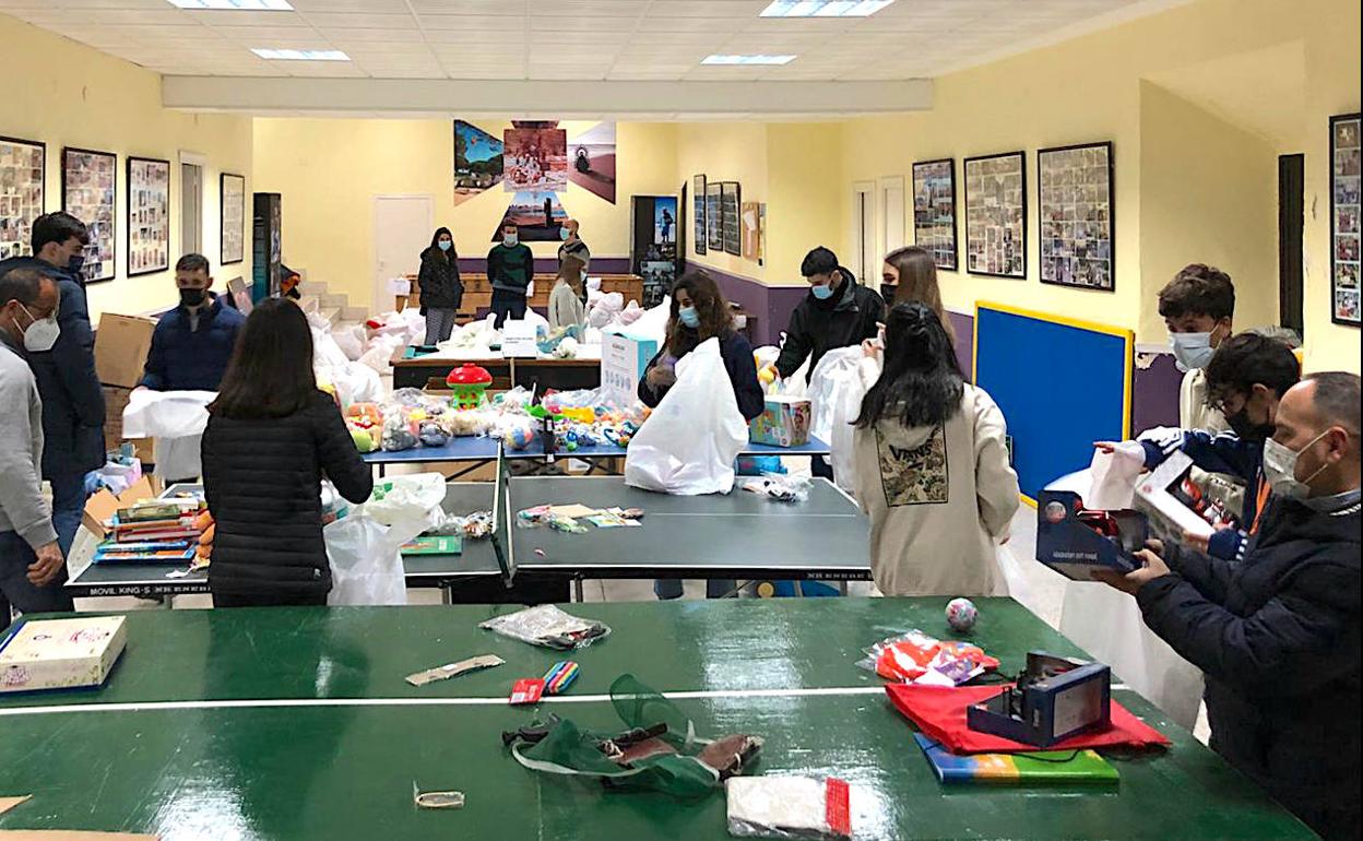 JAC Úbeda desarrolló su tradicional campaña de recogida y reparto de juguetes