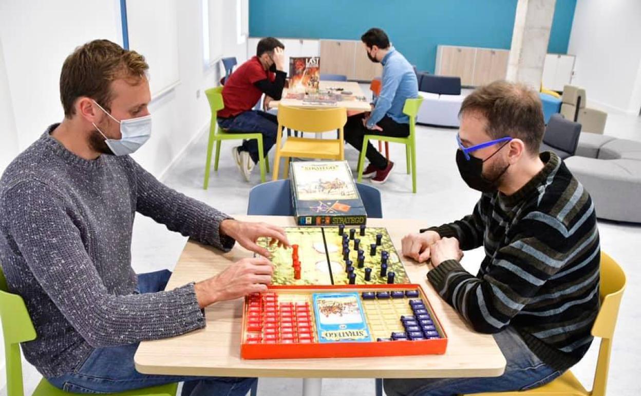 Juegos de mesa en La Central.