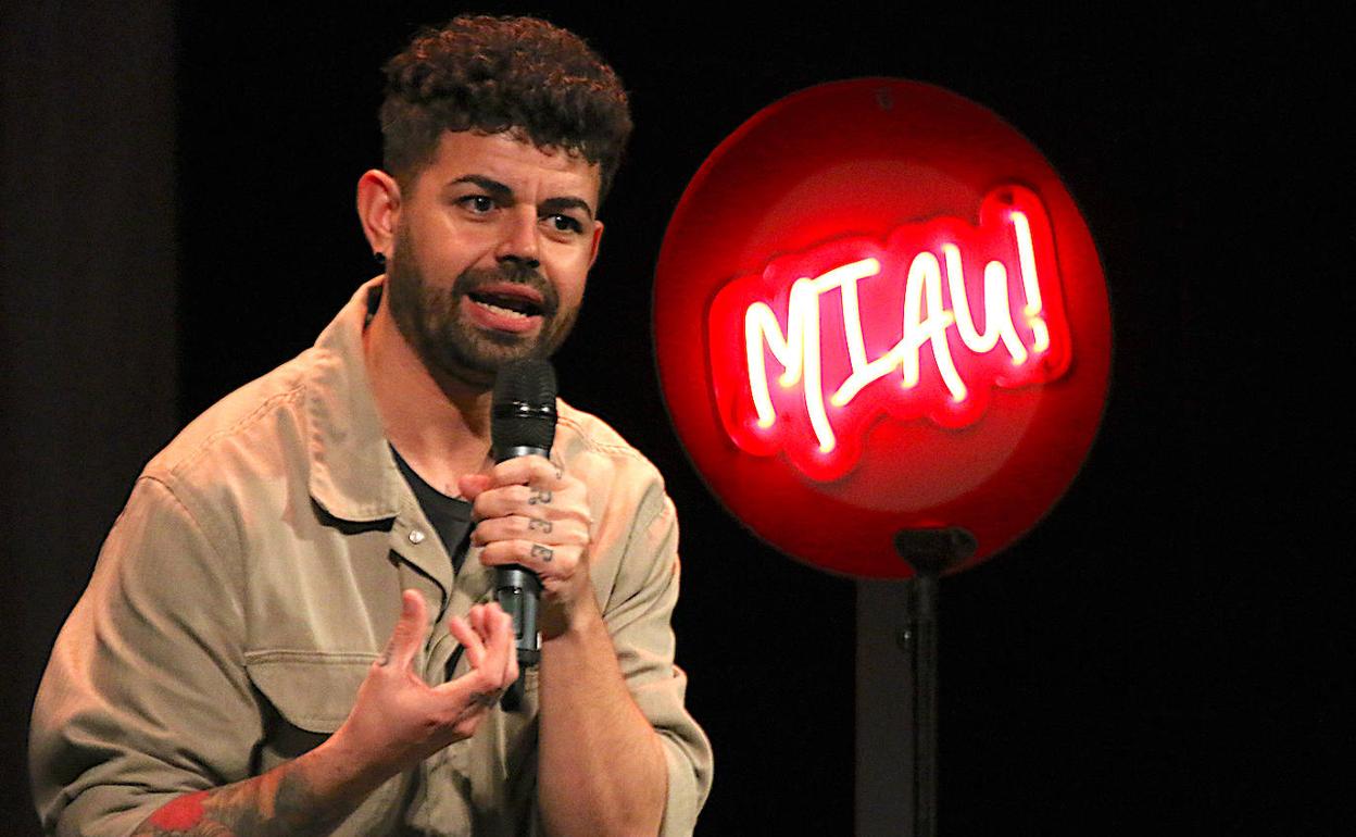 Lleno total para la clausura del Festival 'Por los cerros con humor'