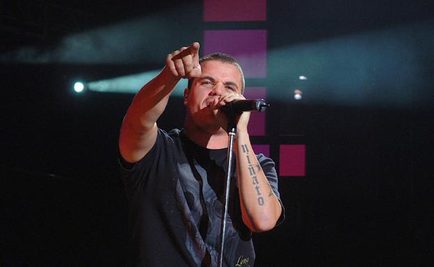 Dani Martín repasará sus éxitos con El Canto del Loco y en solitario.