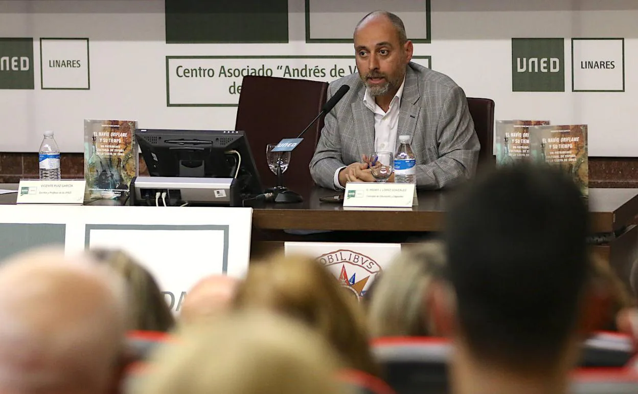 Vicente Ruiz durante la presentación.