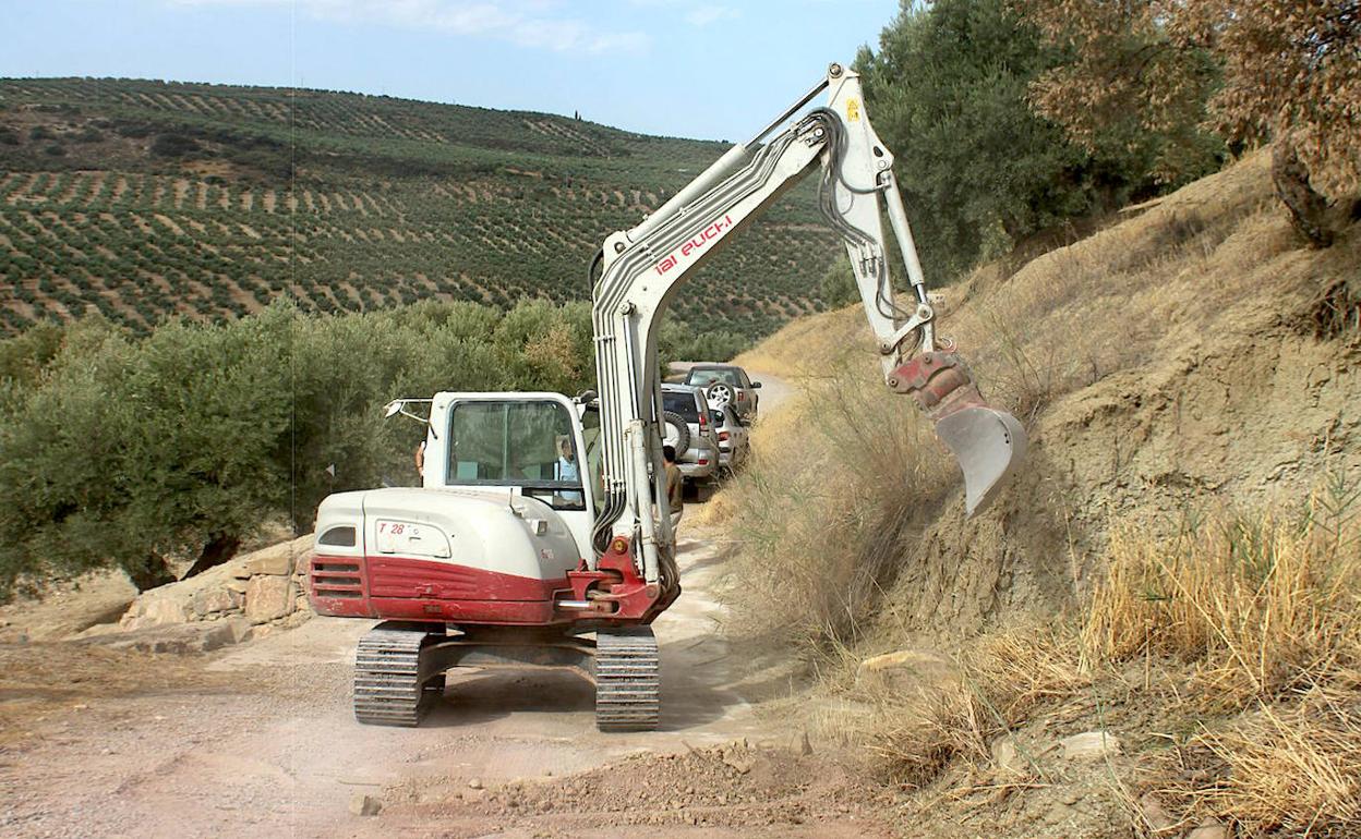Intervención en el Camino de El Mármol con más de 30.000 euros