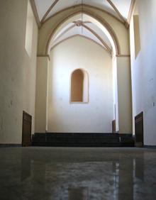 Imagen secundaria 2 - Recreación del auditorio, vista del torreón e interior de la capilla.