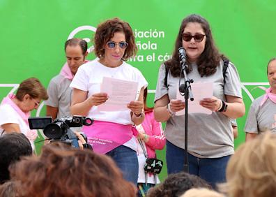 Imagen secundaria 1 - Varios momentos del acto.