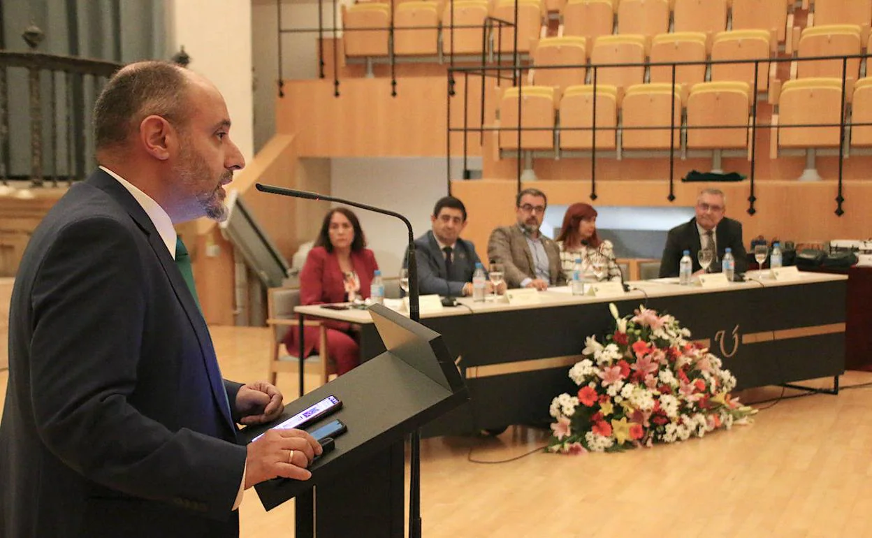 Vicente Ruiz durante su intervención.