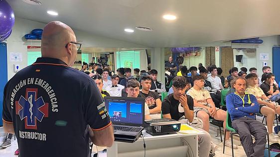 Buena respuesta al curso de socorrismo convocado por la Concejalía de Juventud