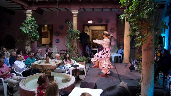 Un tablao flamenco en la Casa Museo Andalusí