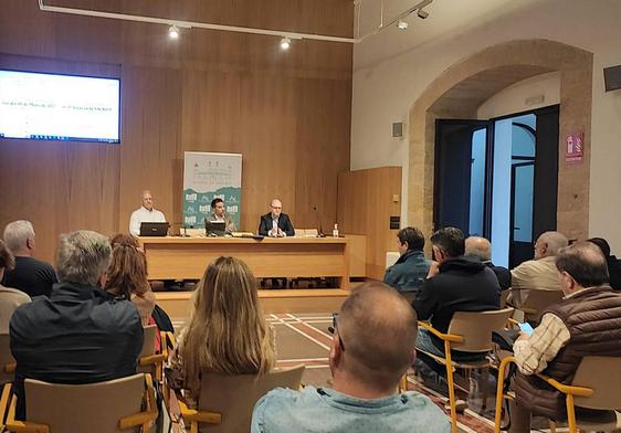 Reunión constituyente del nuevo club.