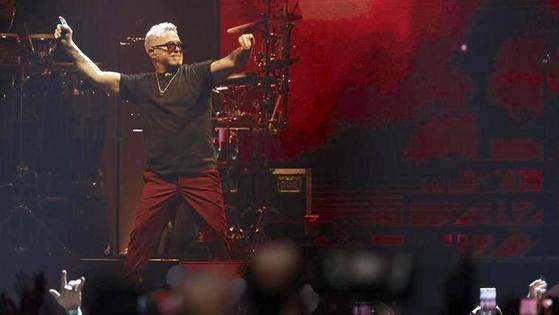 Más de nueve mil personas esperan hoy a Alejandro Sanz