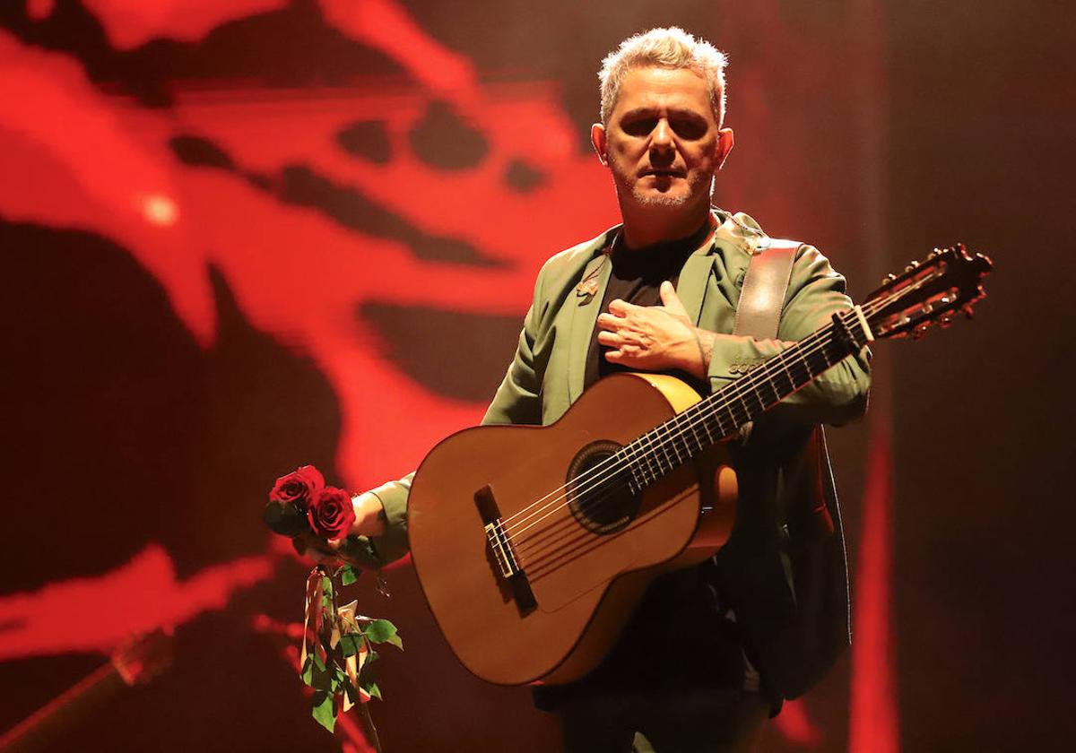 Alejandro Sanz recibió en Úbeda la energía positiva de más de nueve mil personas