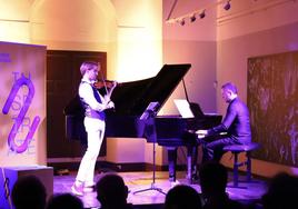 Pablo Turlo abrió anoche la séptima y última semana.