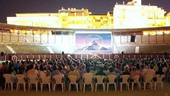 La programación de cine de verano llegará a su fin con tres sesiones de autocine